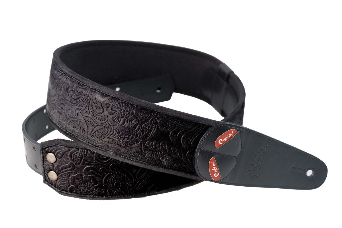 Courroie modèle SANDOKAN, extérieur synthétique, largeur 6 cm, longueur 100 à 145 cm, porte-médiators intégré, noir