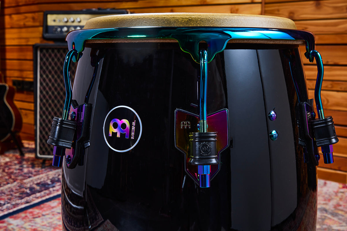Quinto Spectrum 11", fût Chêne Siam 3 plis, hauteur 76.2cm, peau true skin buffle, cercles SSR 4mm.