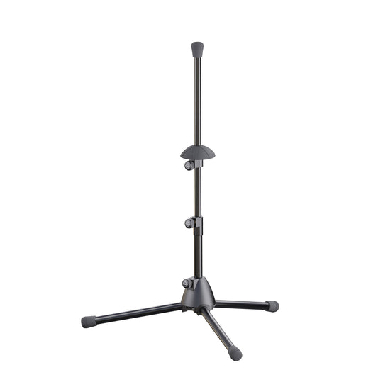 Support haut de trompette basse et bugle basse K&M 15239, sur pied.