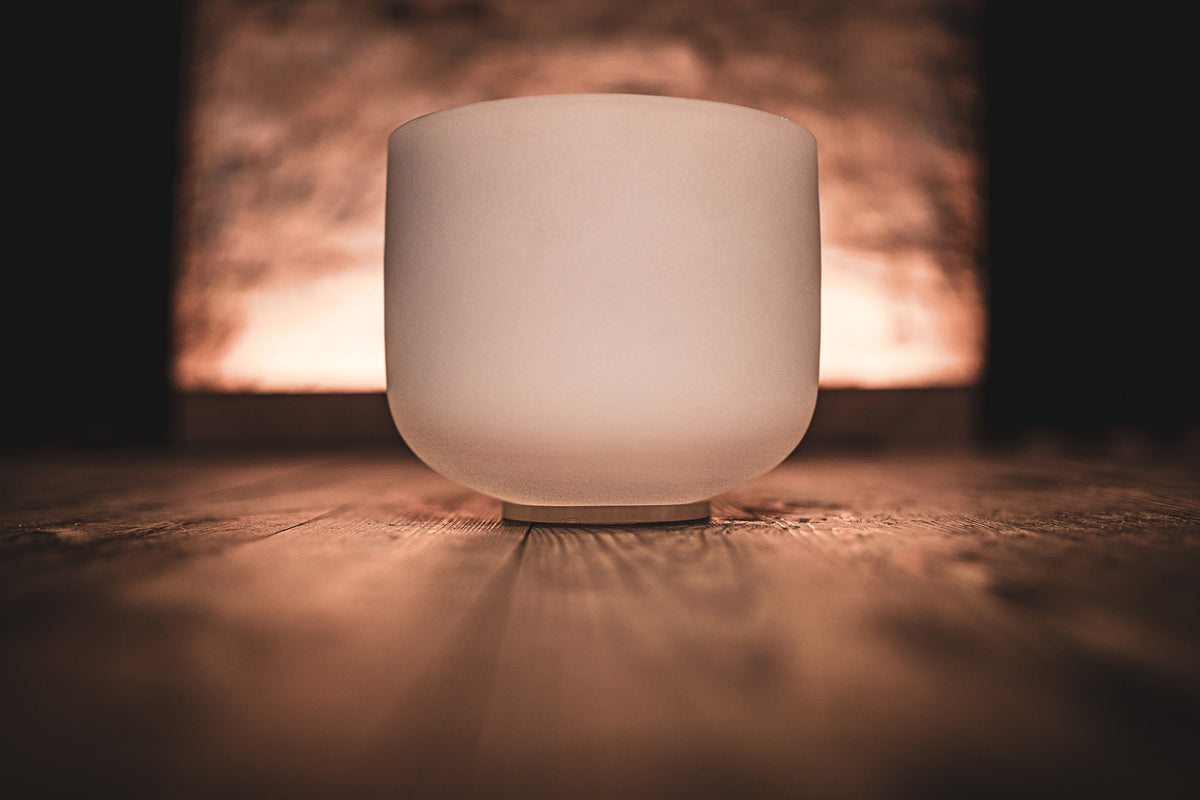 Bol tibétain d'une taille de 8" (20,32cm), hauteur : 17,02 cm.