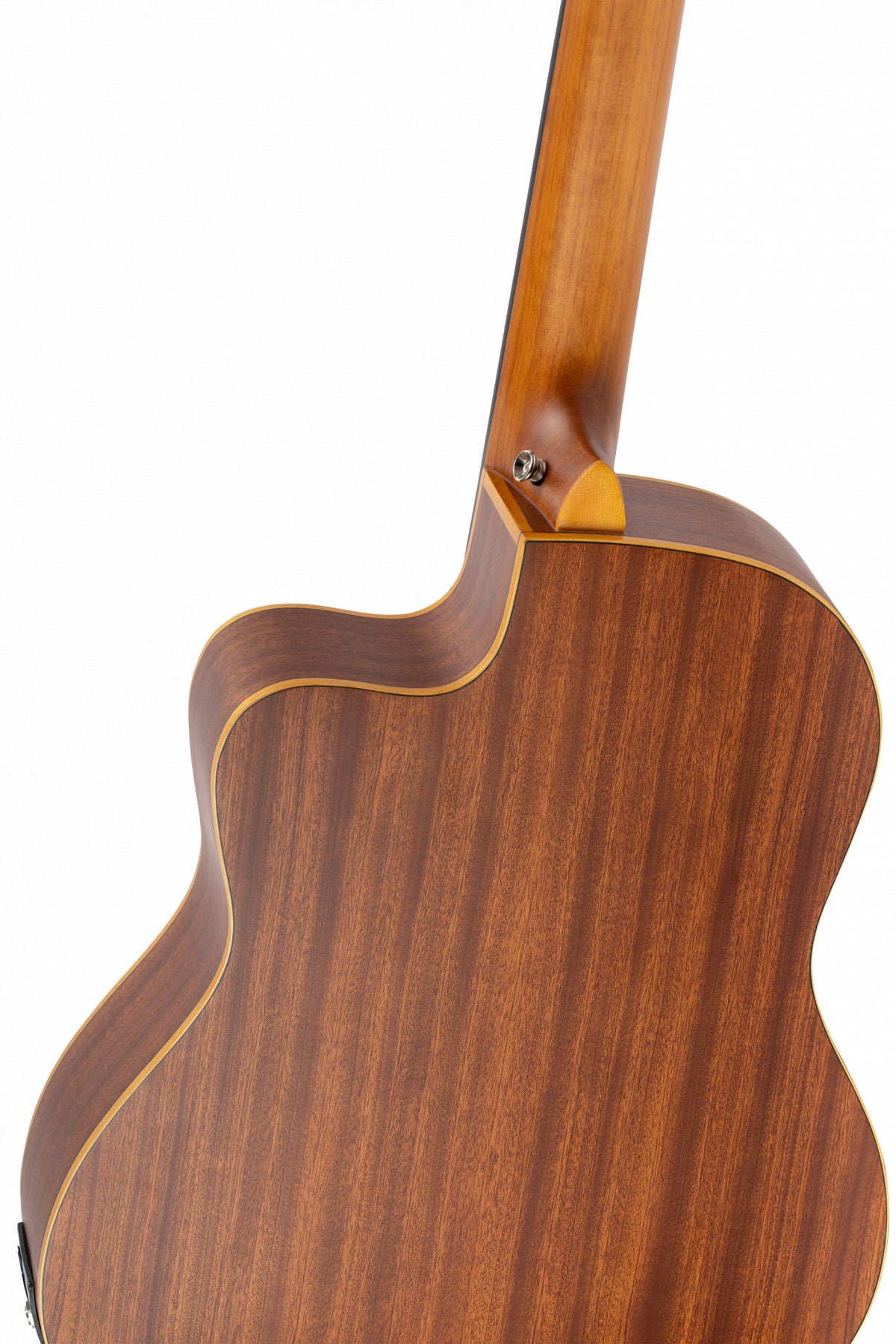 ORTEGA FAMILY SERIES 4/4 CLASSICAL SLIM