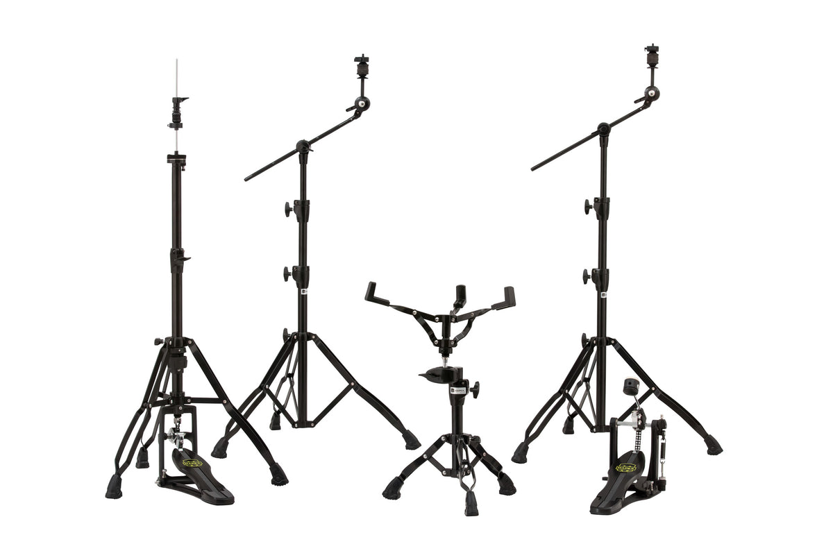 Pack accessoires Armory, pédale charleston, 2 supports cymbale perche, support caisse claire, pédale grosse caisse, noir