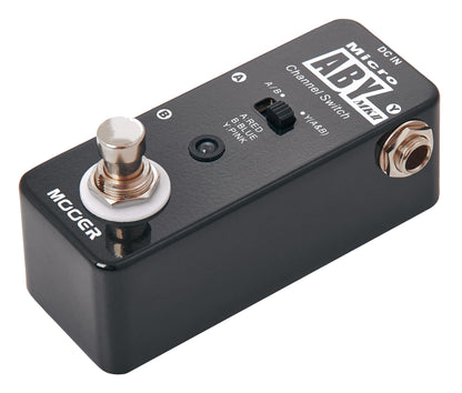 Pédale MICRO ABY MKII, boite AB/Y, boîtier métal, true bypass, noir