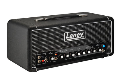 Tête basse amplifiée DB-EAST, amplification 2x500W, 2 canaux, 2 entrées, 2 sorties DI avec simulation LA-IR, noir