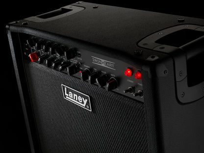 Ampli à lampes 30W (2 x 6L6), fabriqué en Angleterre, 1 x 12" HH Custom, préampli à lampes (4 x ECC83), 3 canaux