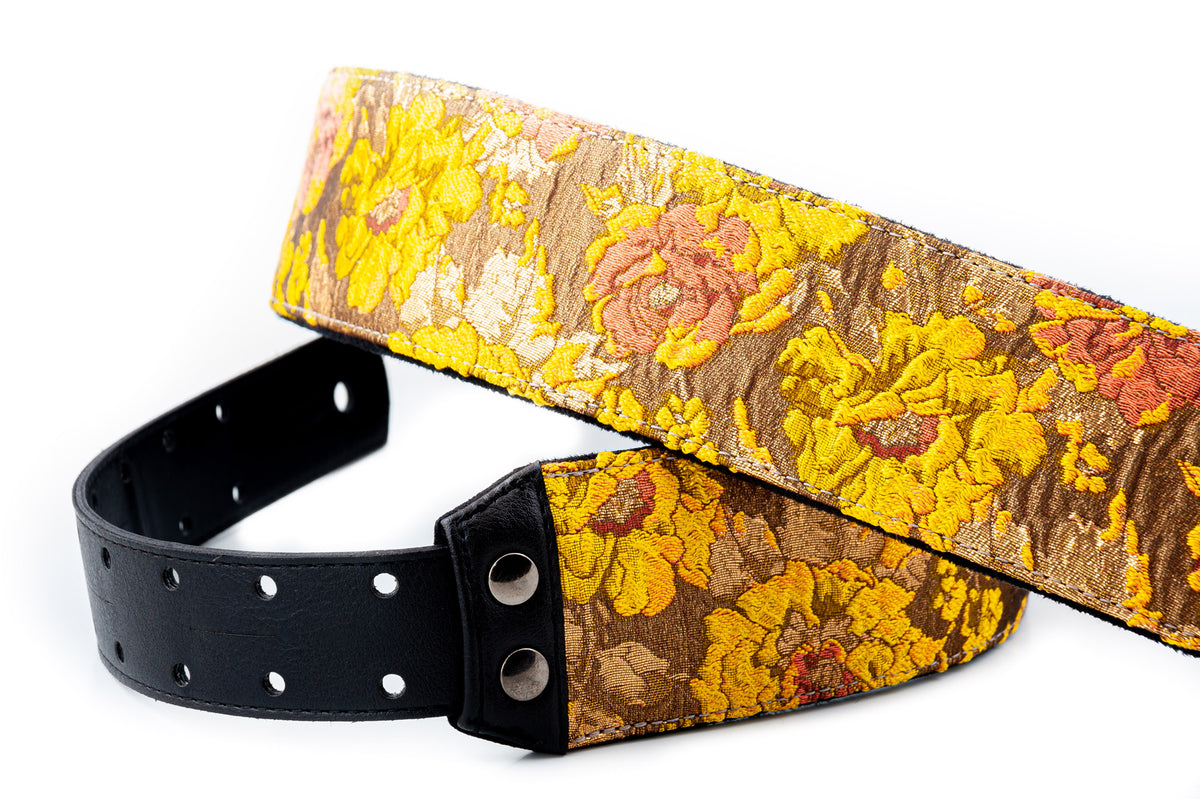Courroie modèle GOLD & ROSES, extérieur synthétique et tissu, largeur 7 cm, longueur 95 à 150 cm, porte-médiators, orange